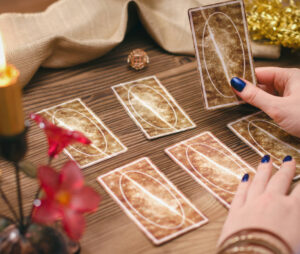 Choosing Tarot Card