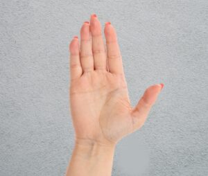Spatulated Shape Fingers