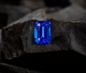 Capricorn lucky stone Blue Sapphire