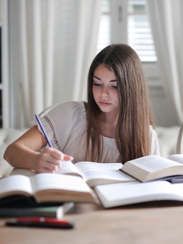 Weekly Student Horoscope 18th June To 24th June 2023 InstaAstro weekly-student-horoscope-18th-june-to-24th-june-2023-instaastro