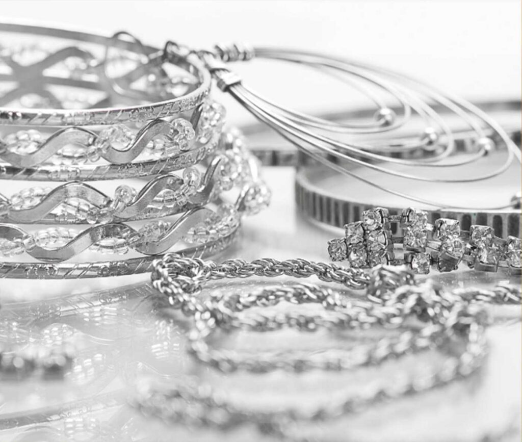 Astrological Benefits of Gold, Silver & Copper Worn as a Kada? InstaAstro