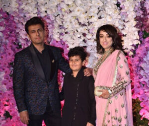 Sonu Nigam with family