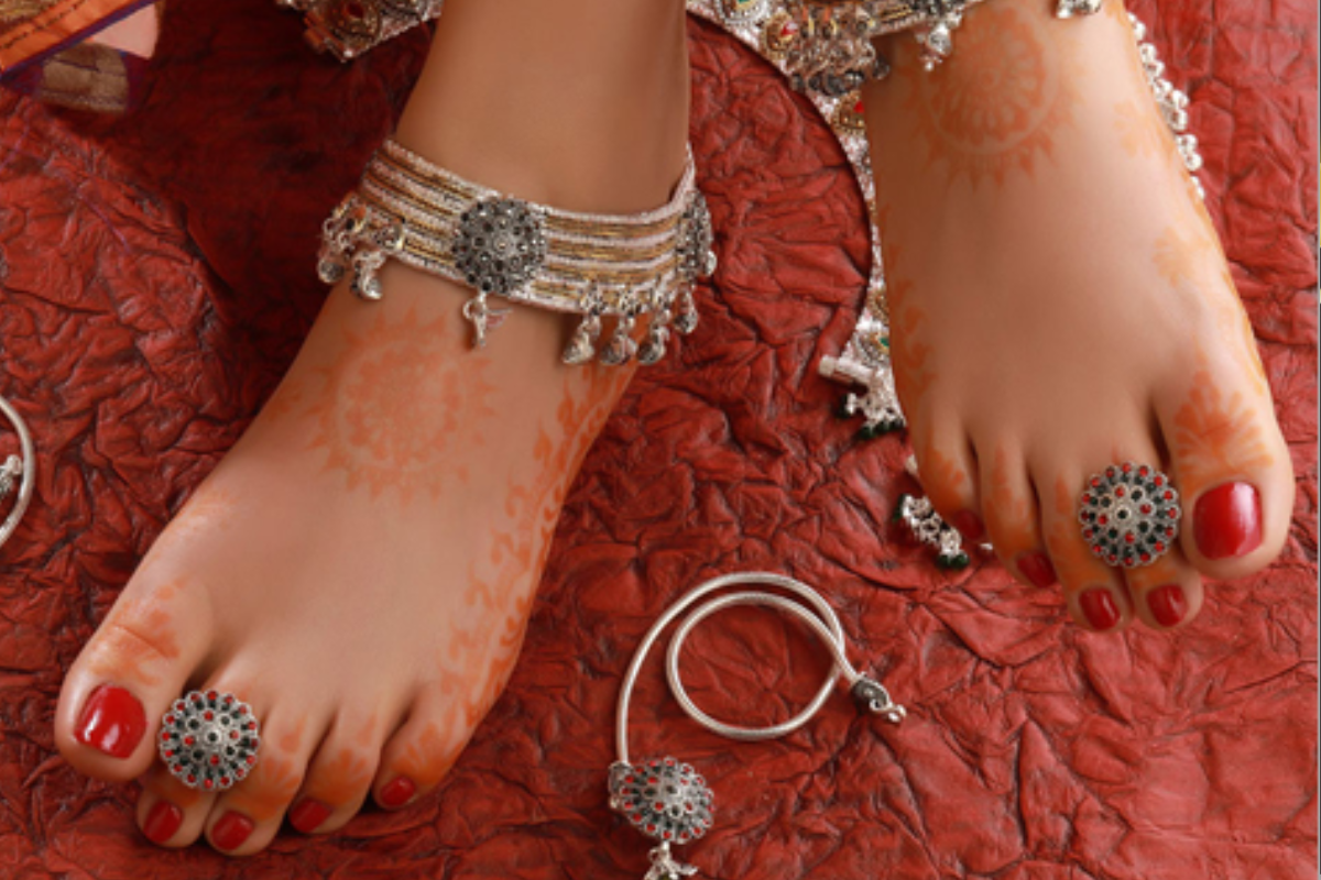 Toe ring astrology